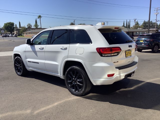 Used 2022 Jeep Grand Cherokee Laredo X AWD/4WD image 21