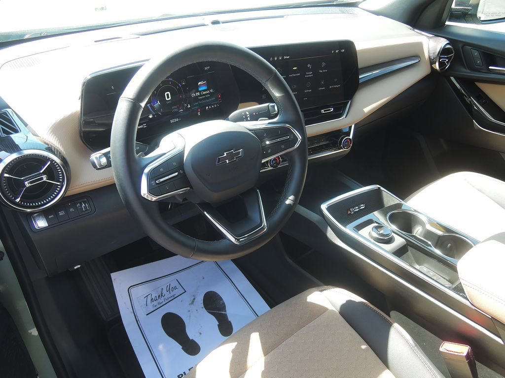 Used 2026 Chevrolet Equinox ACTIV w/ Safety and Technology Package AWD/4WD image 5