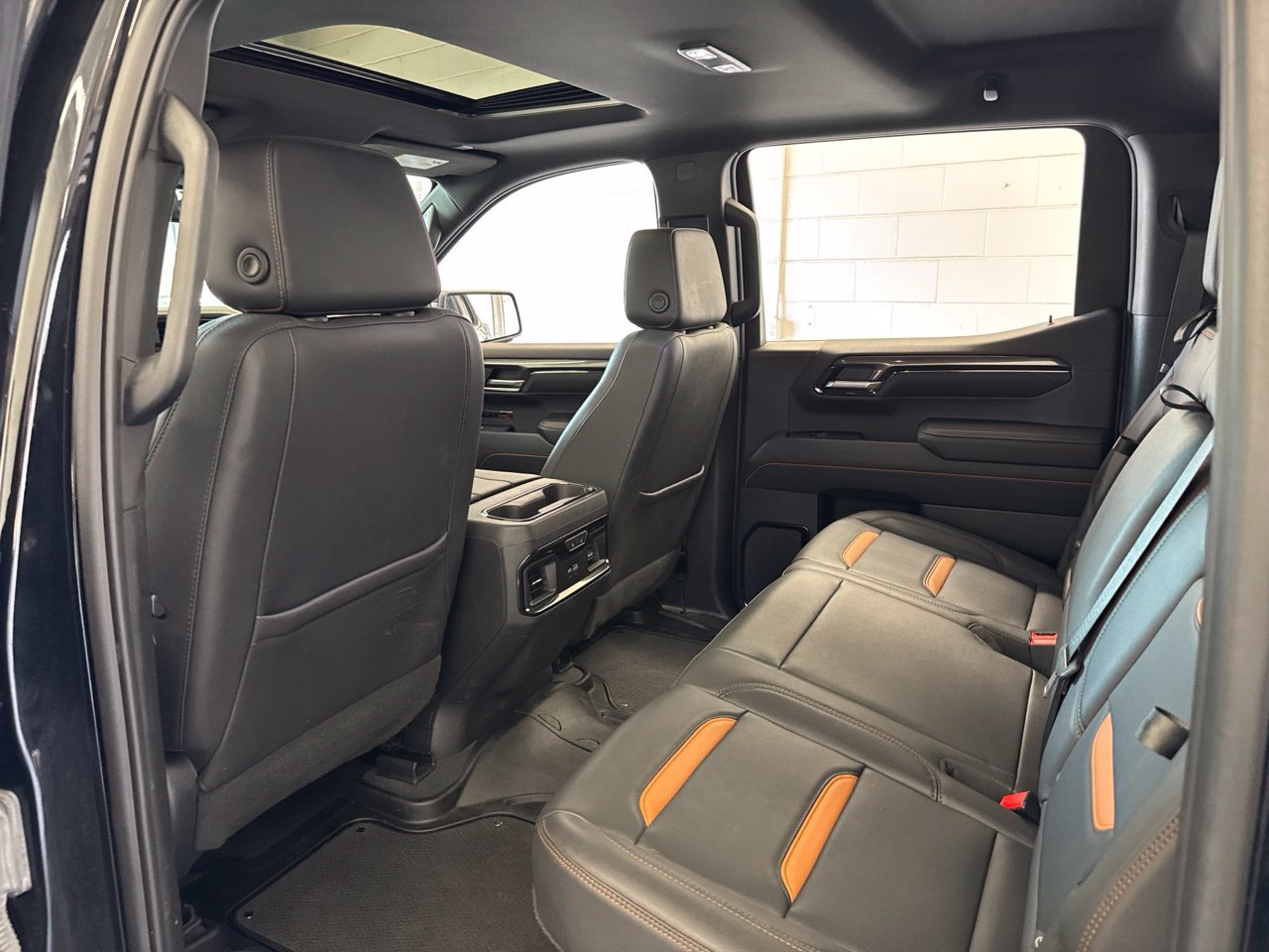 Used 2023 GMC Sierra 1500 AT4 w/ AT4 Preferred Package AWD/4WD image 43
