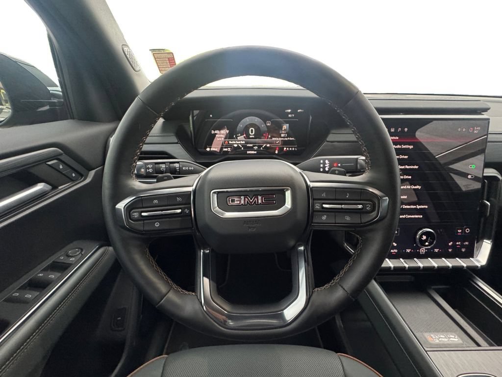 Used 2024 GMC Acadia AT4 AWD/4WD image 13
