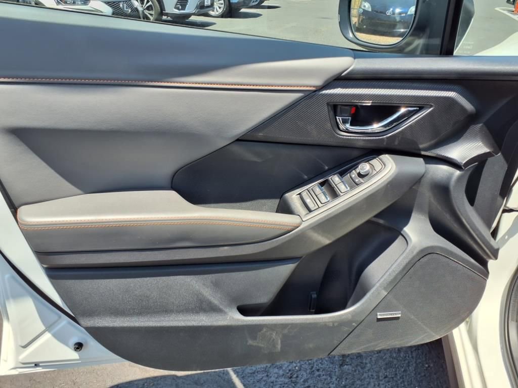 New 2025 Subaru Crosstrek 2.5i Limited w/ Popular Package #3A image 10
