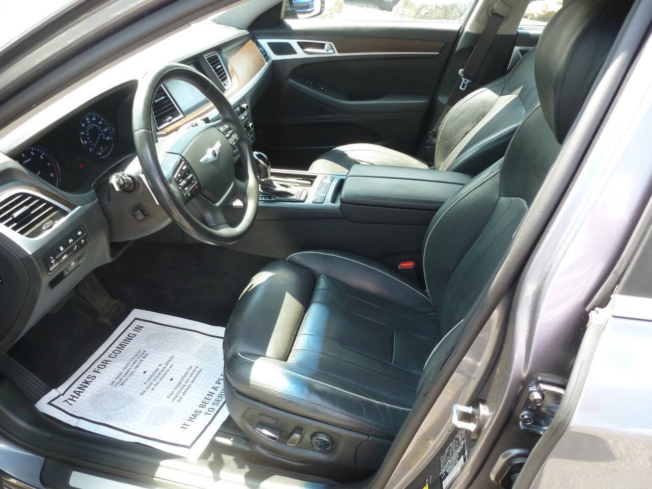 Used 2015 Hyundai Genesis 5.0 RWD image 20