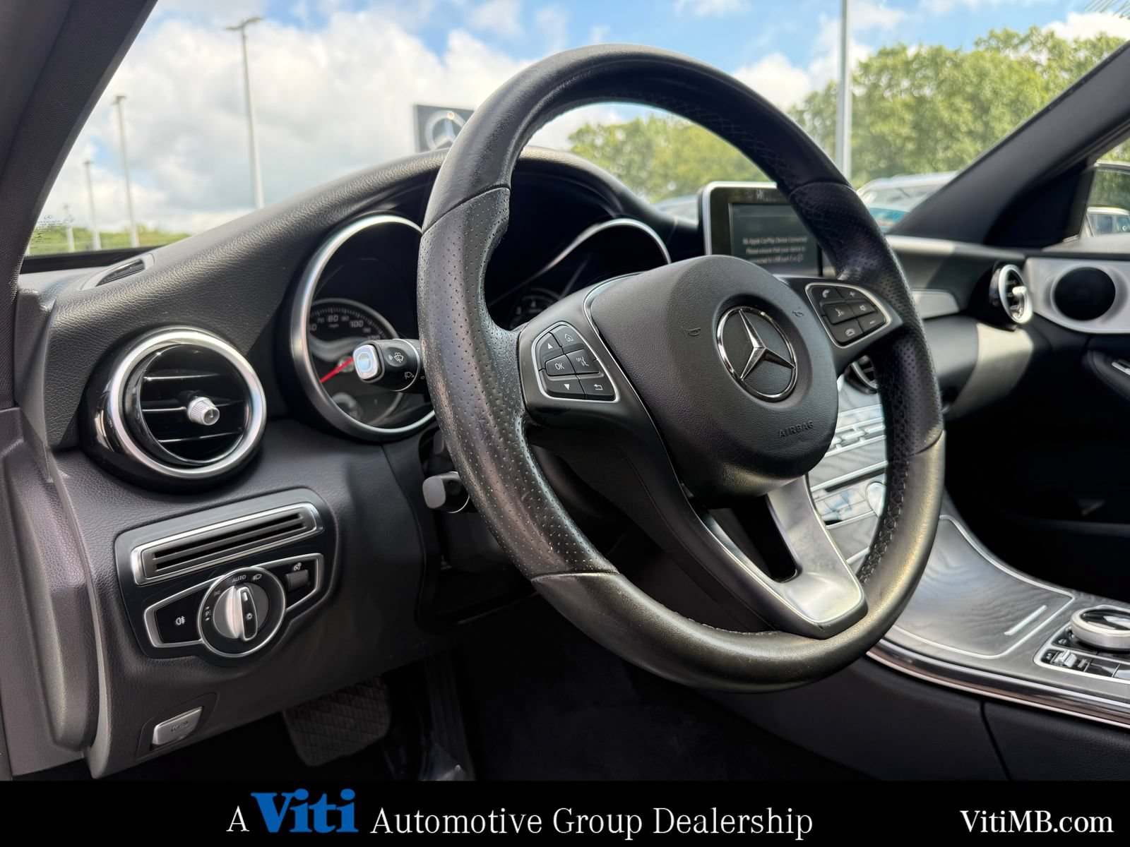 Used 2018 Mercedes-Benz C 300 4MATIC Sedan image 17