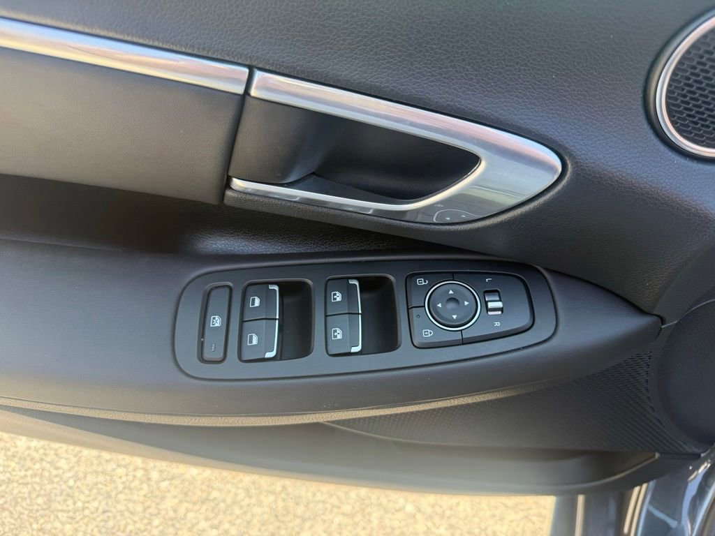 Used 2022 Hyundai Sonata SEL w/ Convenience Package FWD image 13