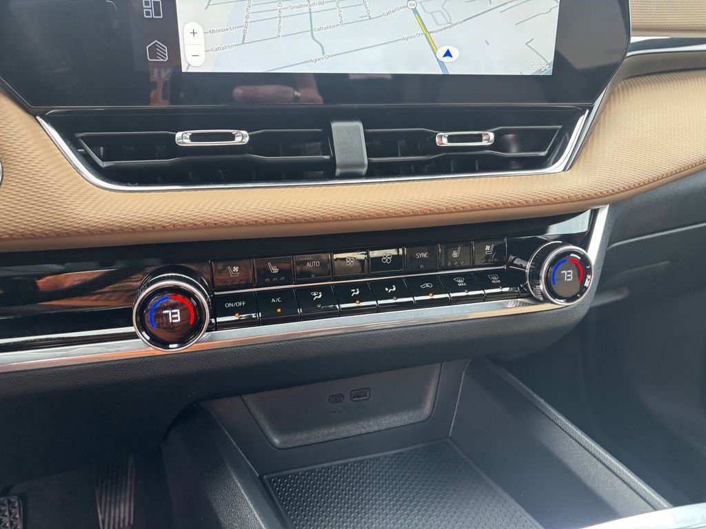 Used 2026 Chevrolet Equinox ACTIV w/ Convenience Package III image 19