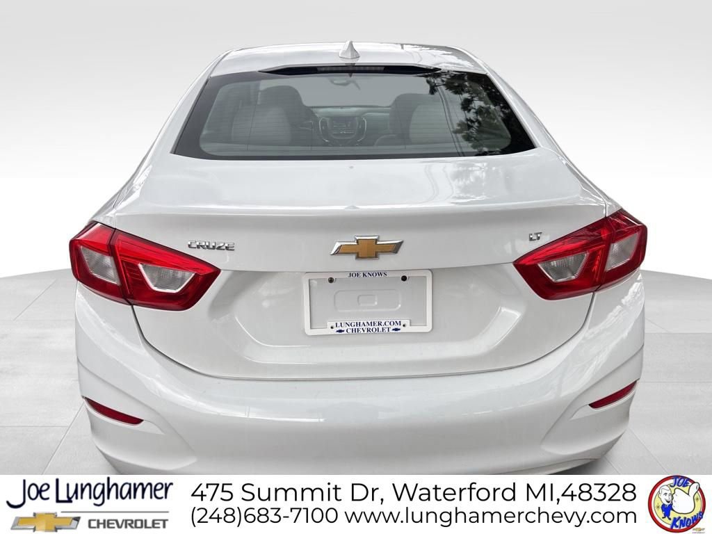 Used 2016 Chevrolet Cruze LT w/ Convenience Package FWD image 4