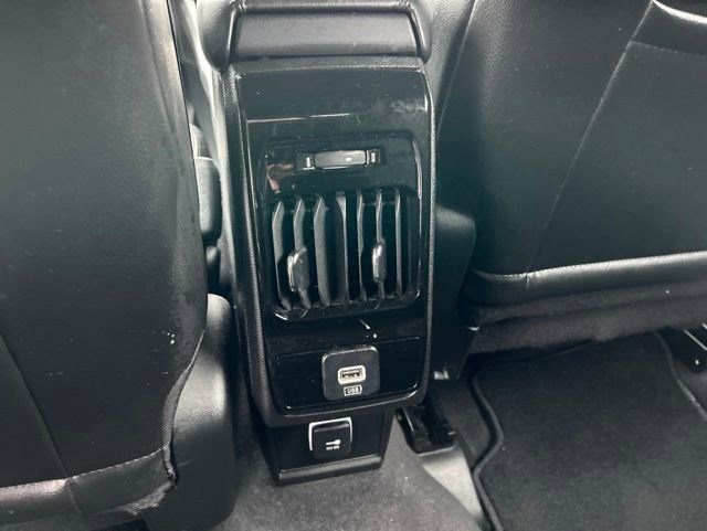 Used 2023 Jeep Compass Limited w/ Elite Group AWD/4WD image 40