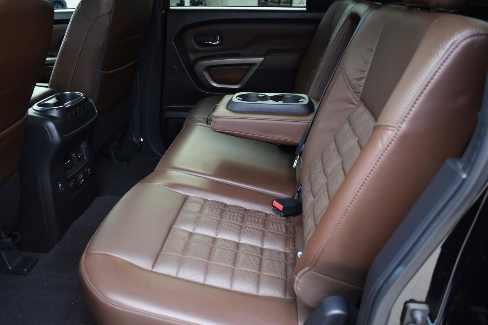 Used 2021 Nissan Titan Platinum Reserve w/ Moonroof Package image 20