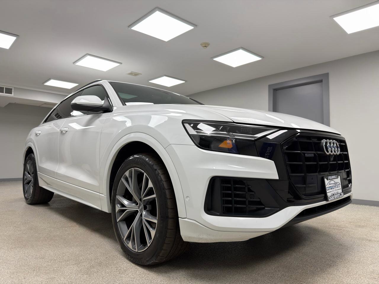 Used 2021 Audi Q8 Premium image 4