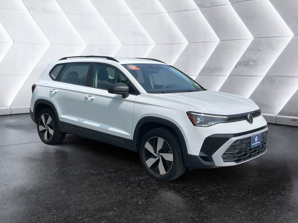 Used 2025 Volkswagen Taos S AWD/4WD image 9