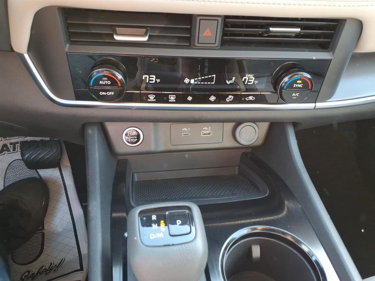 Used 2023 Nissan Rogue SV FWD image 15