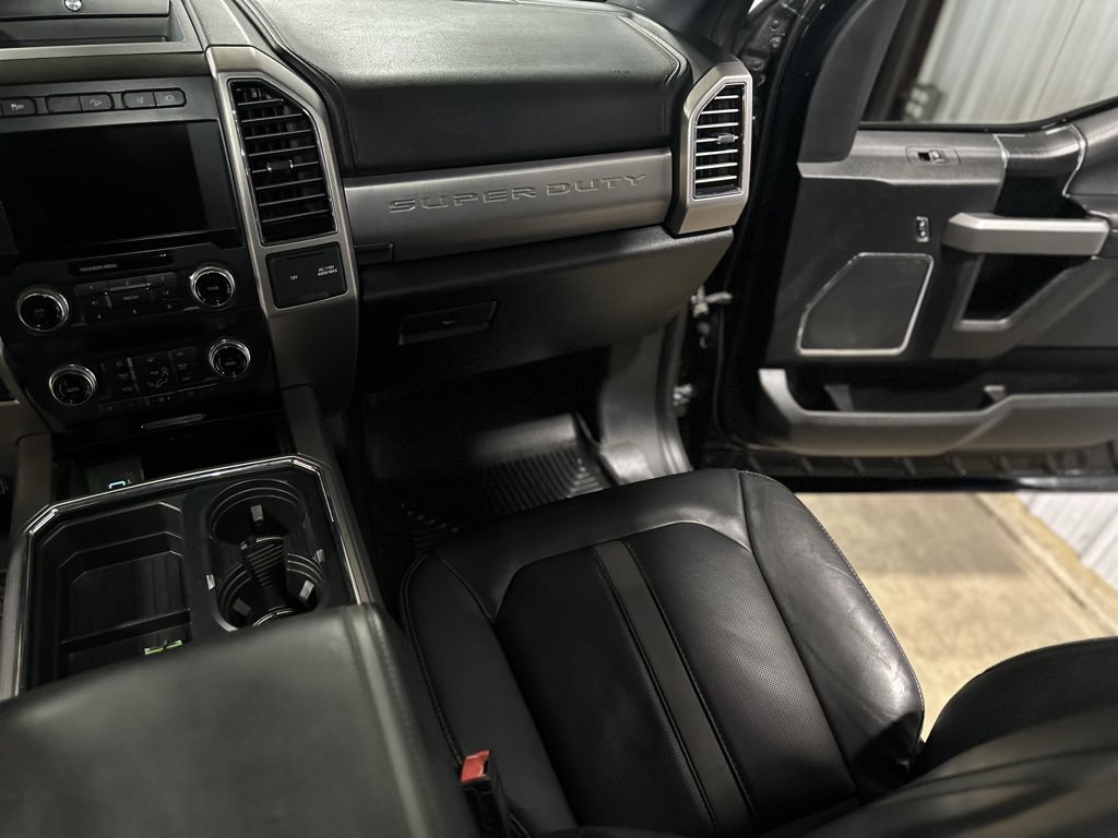 Used 2019 Ford F350 Platinum w/ Platinum Ultimate Package image 25