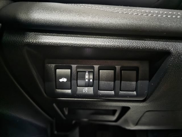 Used 2024 Subaru Legacy Limited AWD/4WD image 18