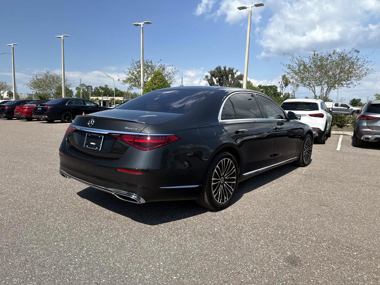 Used 2024 Mercedes-Benz S 580 4MATIC Sedan image 4