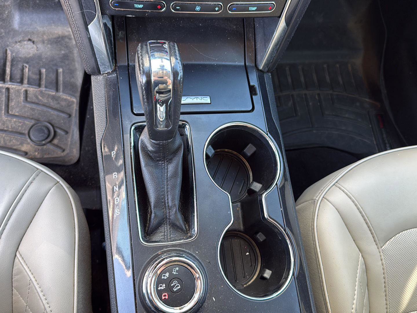Used 2019 Ford Explorer Platinum AWD/4WD image 21