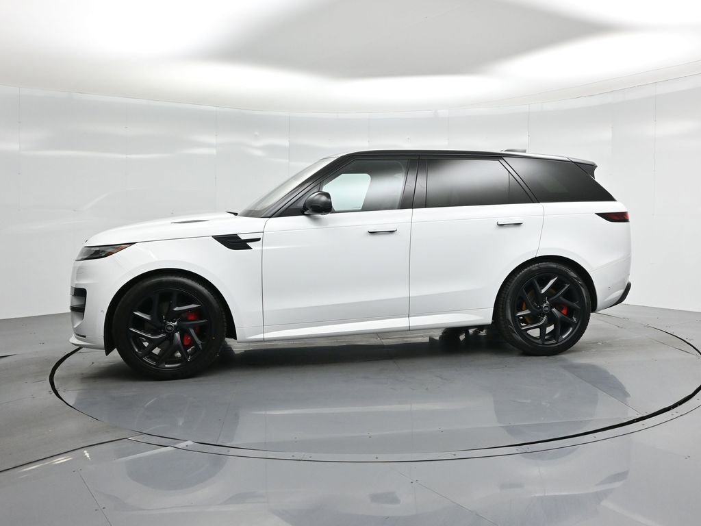 Used 2023 Land Rover Range Rover Sport SE Dynamic image 31