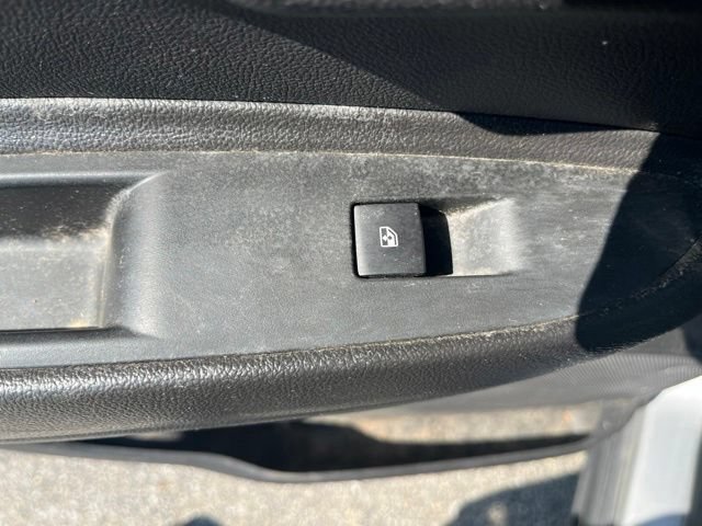 Used 2018 Chevrolet Trax LT w/ LT Convenience Package FWD image 30