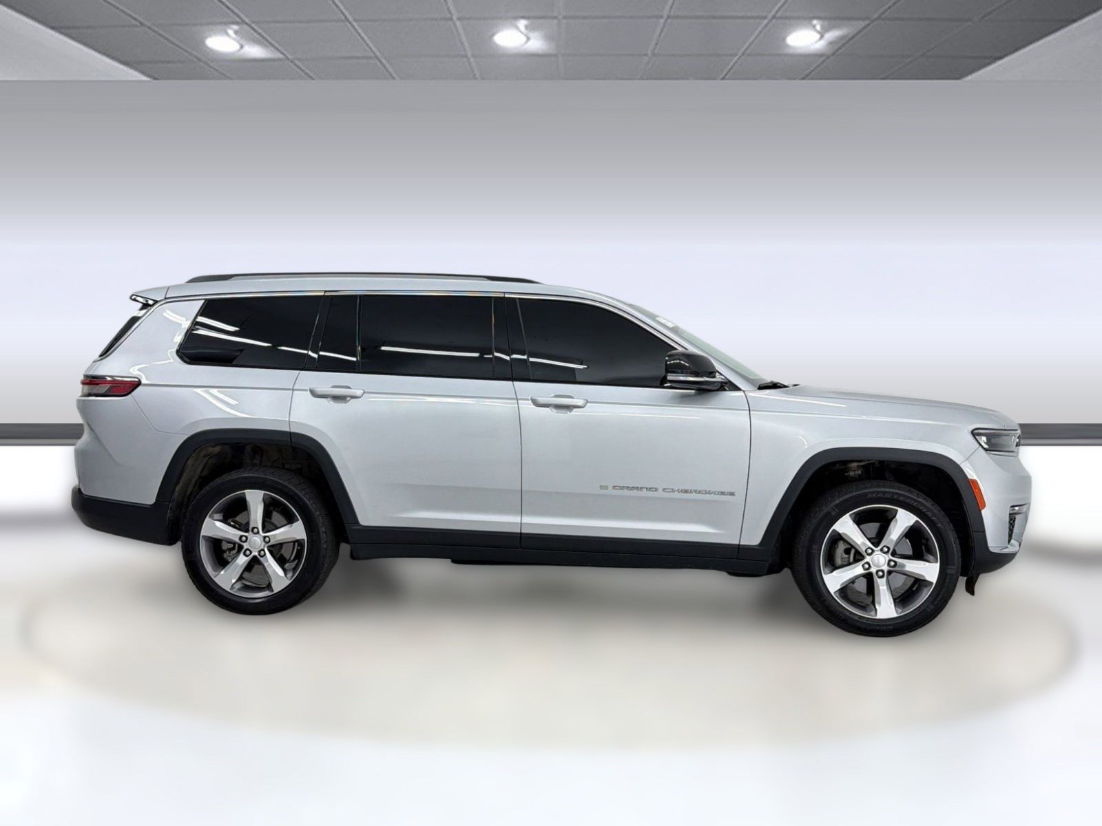 Used 2021 Jeep Grand Cherokee L Limited RWD image 8