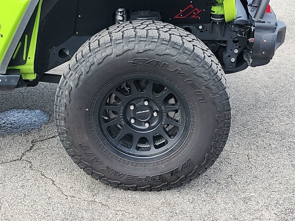 Certified 2021 Jeep Gladiator Rubicon AWD/4WD image 27