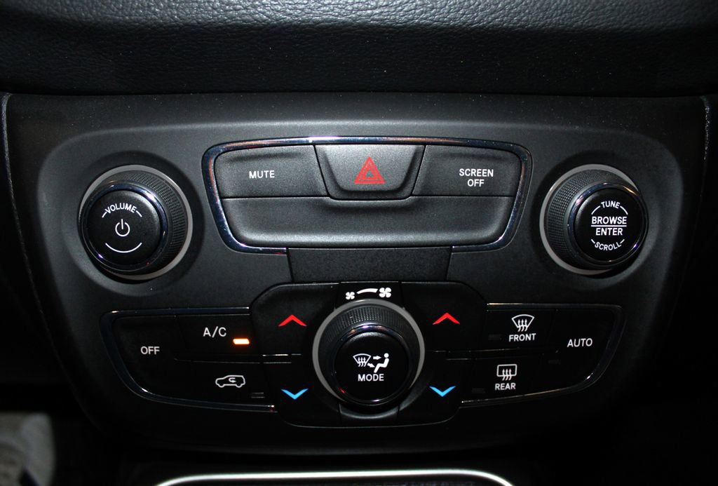 Certified 2020 Jeep Compass High Altitude image 19