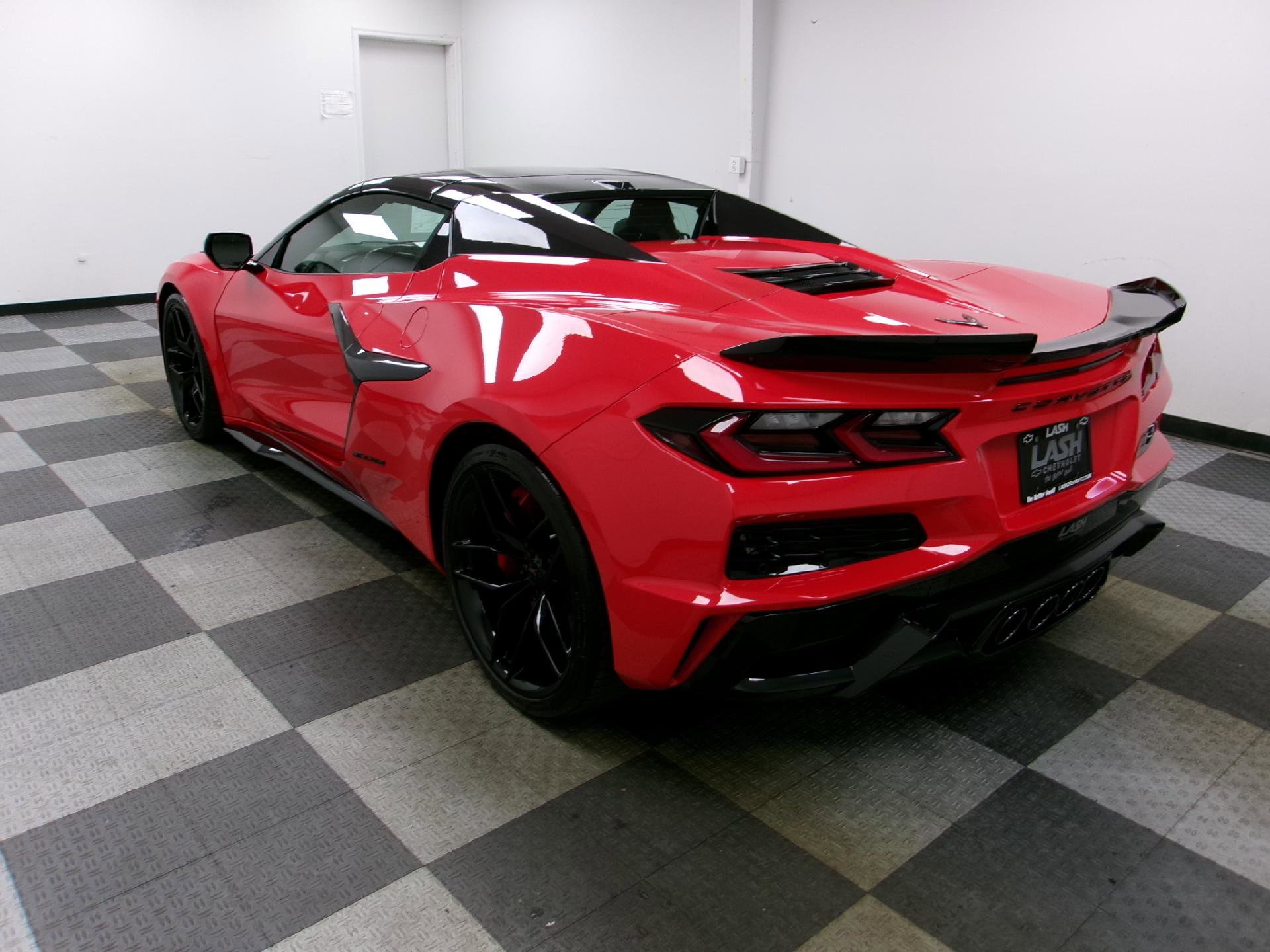 New 2025 Chevrolet Corvette Z06 w/ Stealth Interior Trim Package image 18