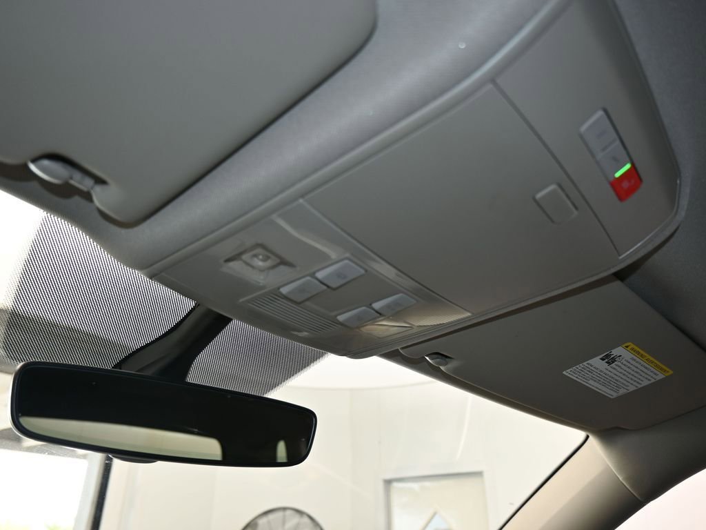 Used 2021 Volkswagen Atlas SE image 24