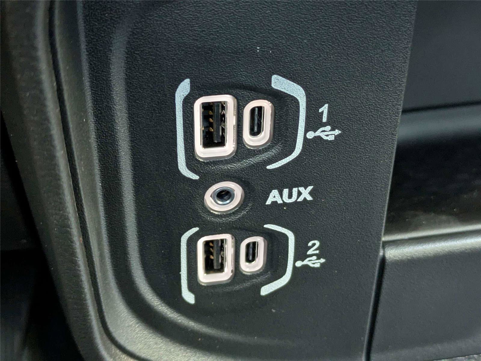 New 2026 RAM 3500 Tradesman AWD/4WD image 21