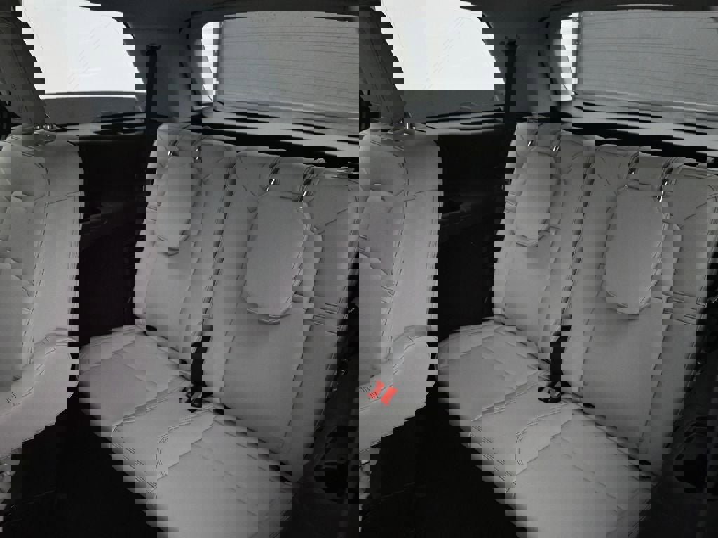 New 2026 Lincoln Aviator AWD image 30