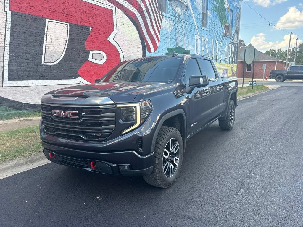 Used 2022 GMC Sierra 1500 AT4 w/ AT4 Preferred Package AWD/4WD image 2