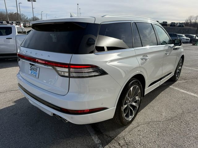 Used 2023 Lincoln Aviator Grand Touring w/ Equipment Group 301A AWD/4WD image 7