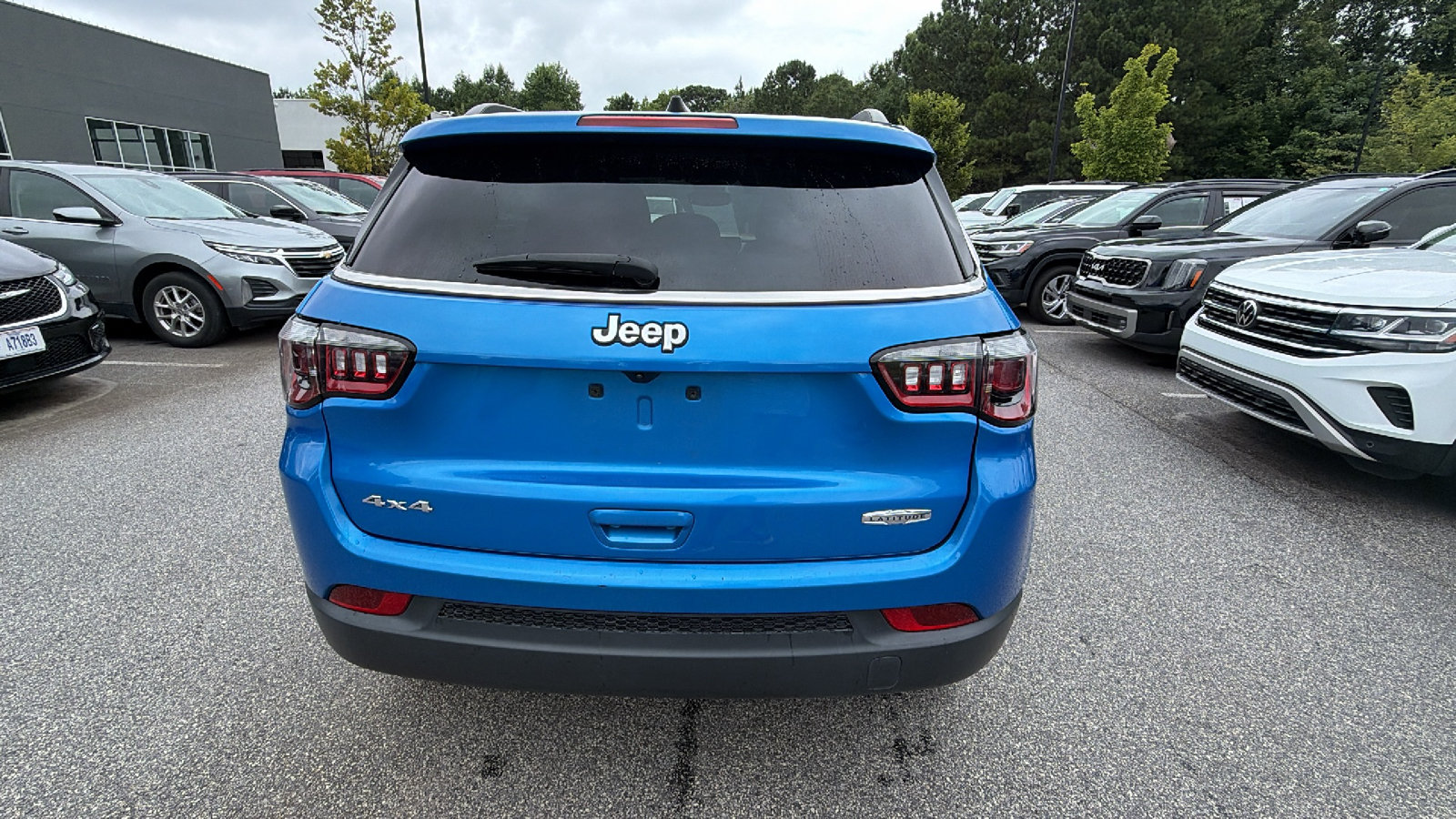 Used 2024 Jeep Compass Latitude AWD/4WD image 9