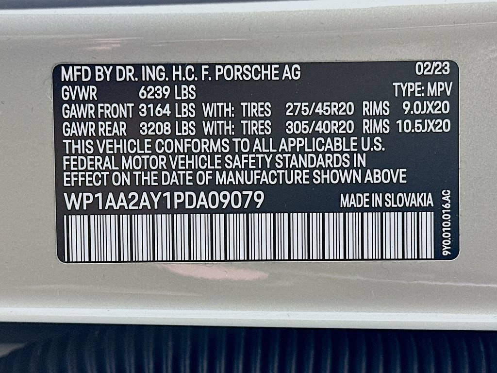 Certified 2023 Porsche Cayenne AWD/4WD image 36