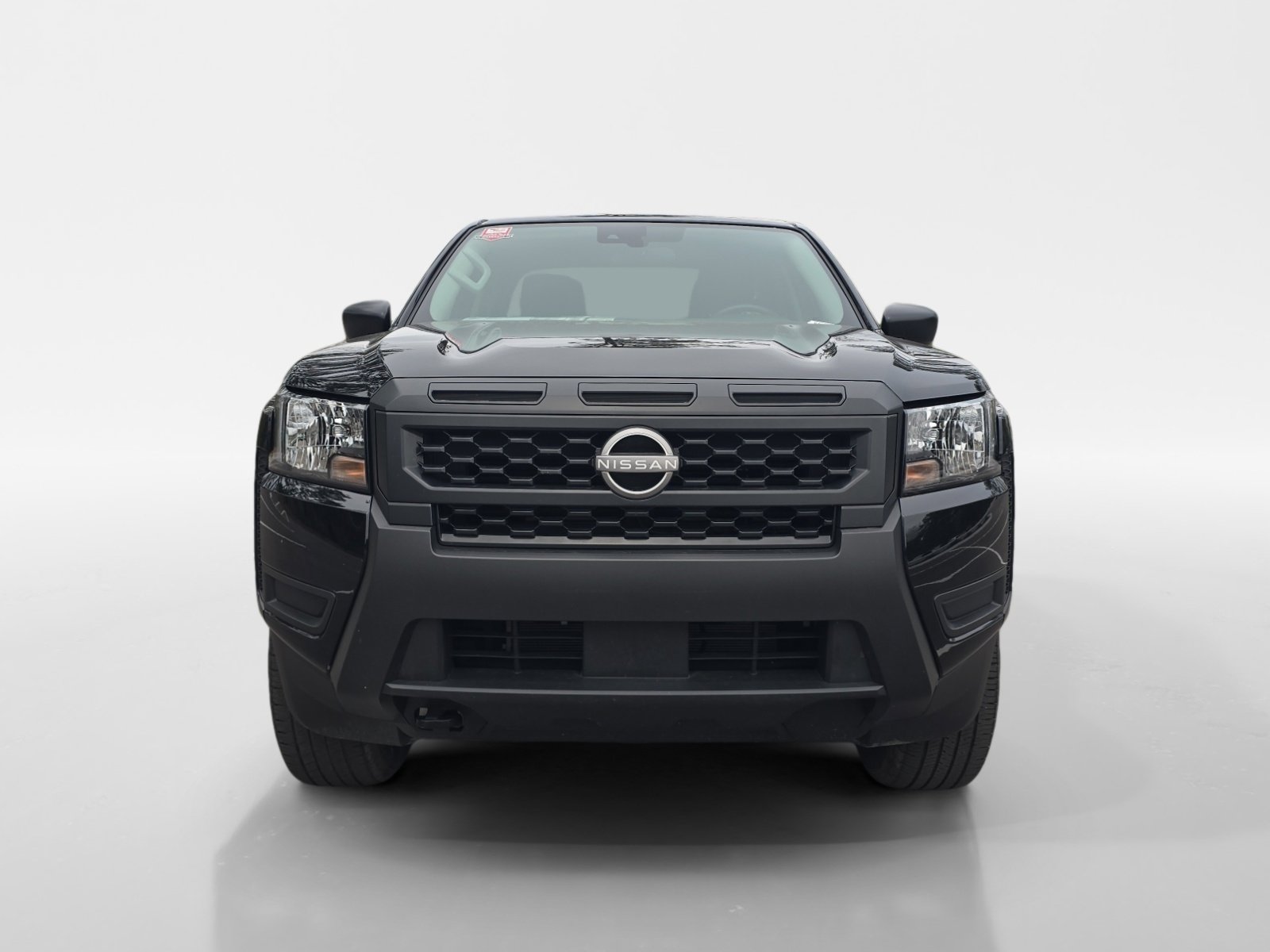 Used 2025 Nissan Frontier S image 8