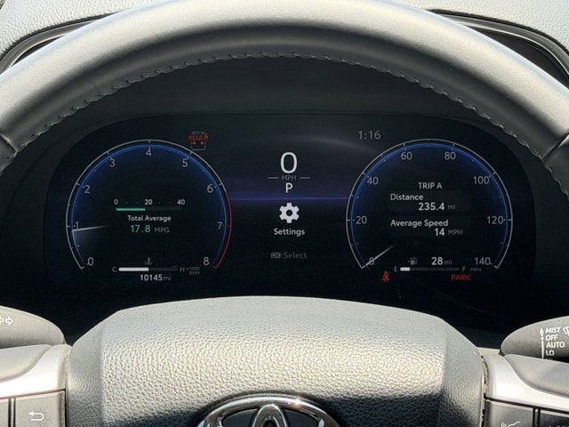 Used 2024 Toyota Highlander Platinum FWD image 15
