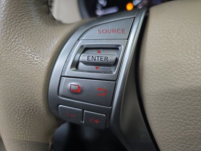 Used 2016 Nissan Altima 2.5 SV image 16