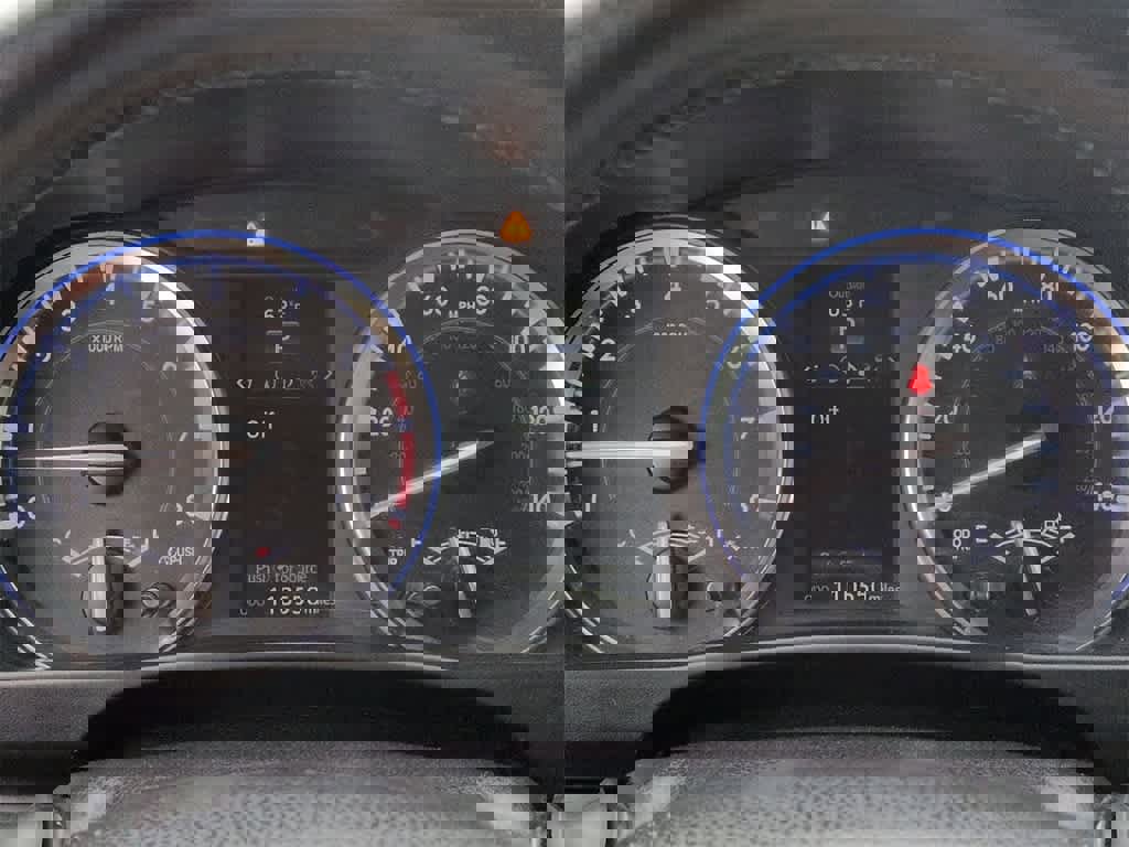 Used 2016 Toyota Highlander Limited Platinum image 35