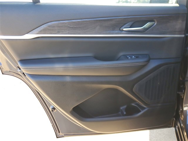 New 2025 Jeep Grand Cherokee L Limited image 15