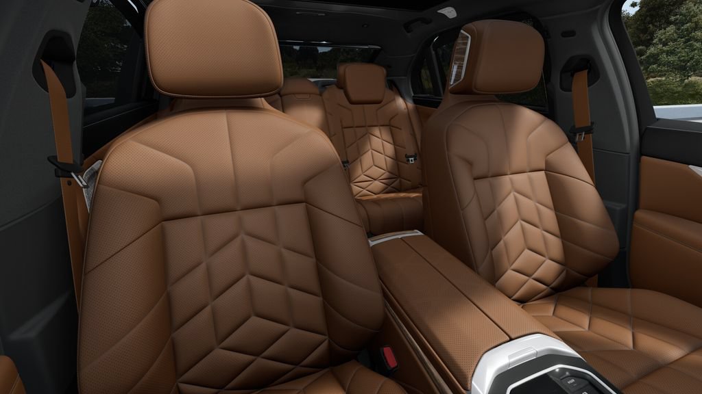 New 2026 BMW i7 eDrive50 w/ Executive Package RWD image 36