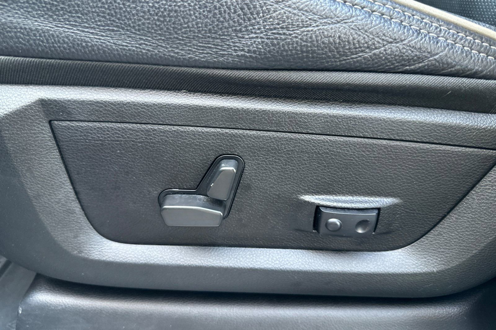 Used 2022 RAM 2500 Limited image 12