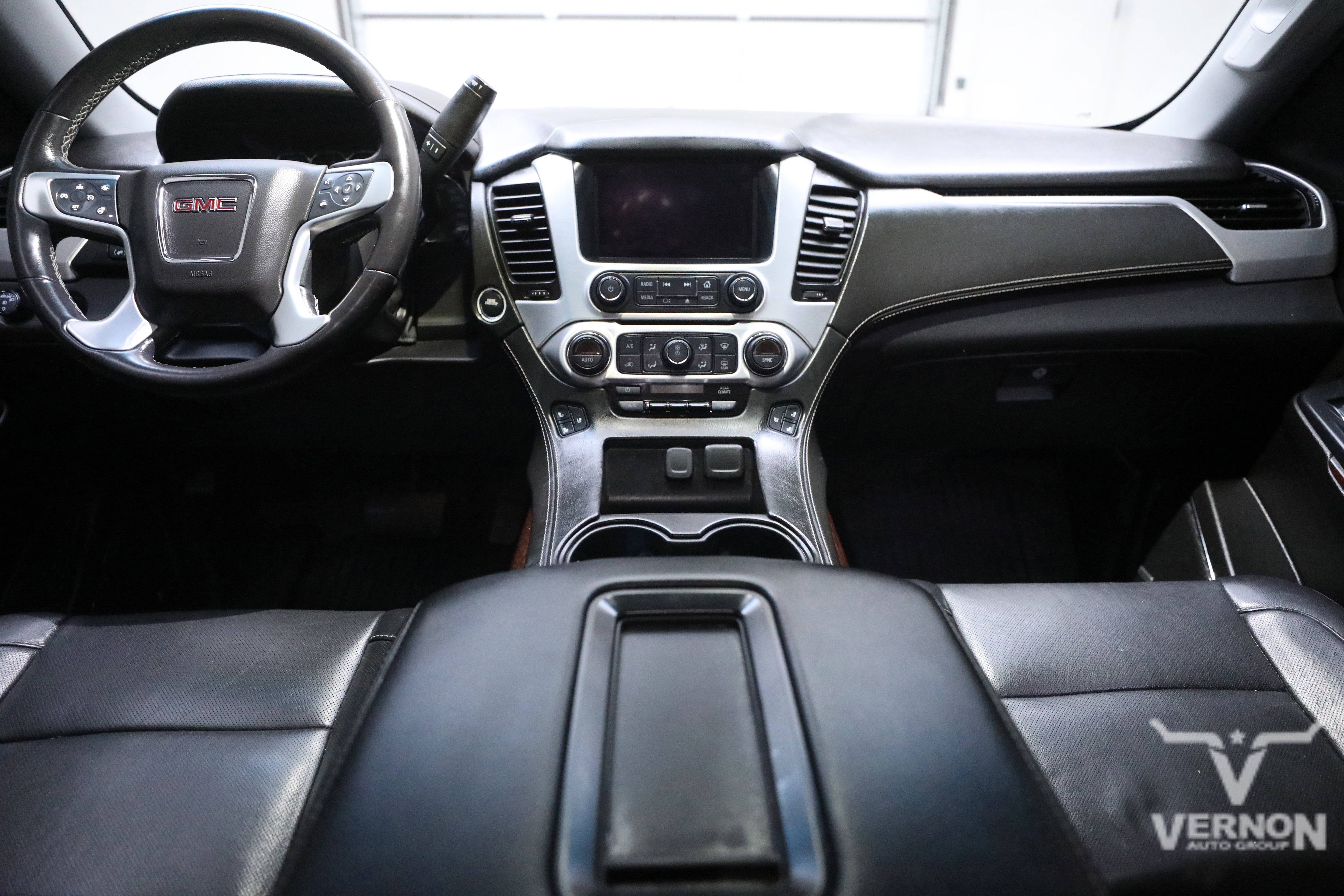 Used 2020 GMC Yukon XL SLT w/ Premium Edition image 13