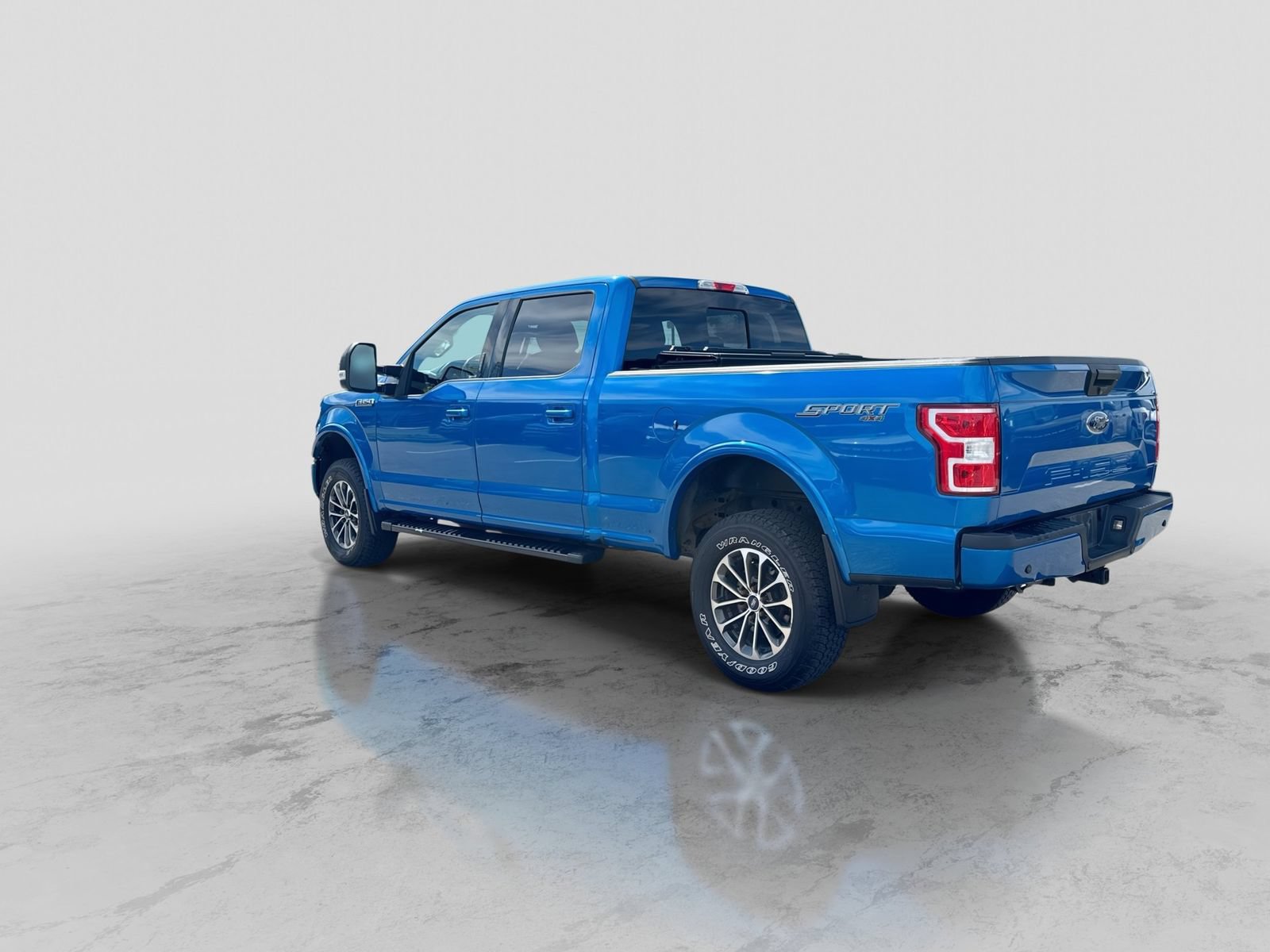 Used 2020 Ford F150 XLT w/ Equipment Group 302A Luxury AWD/4WD image 5