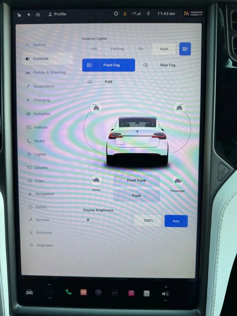 Used 2020 Tesla Model X Long Range AWD/4WD image 16