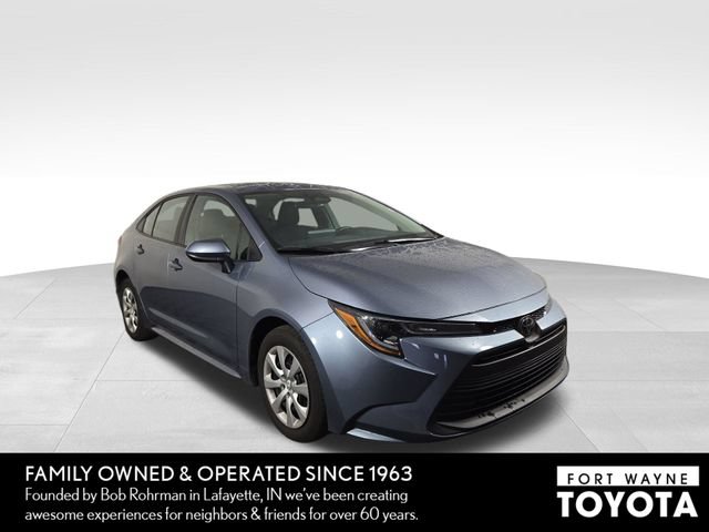 Used 2024 Toyota Corolla LE FWD image 4