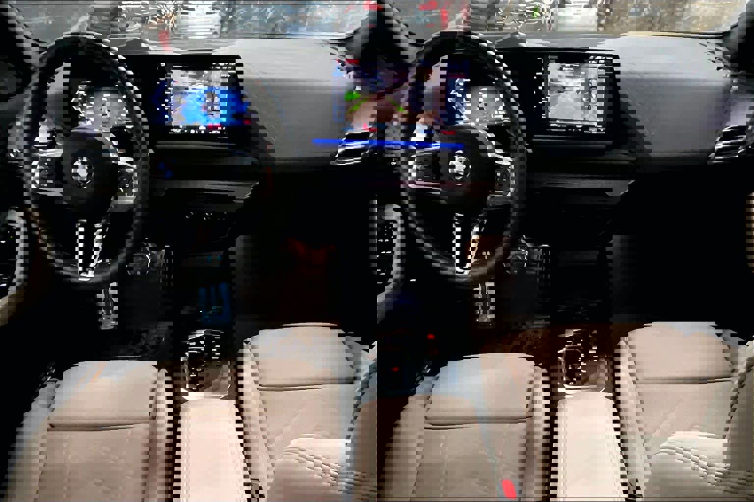 Used 2025 BMW M235i xDrive w/ Technology Package image 17