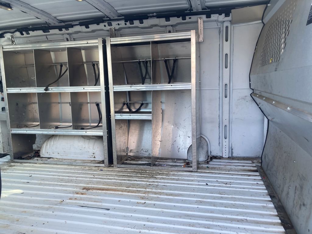 Used 2018 Chevrolet Express 2500 w/ Driver Convenience Package image 29