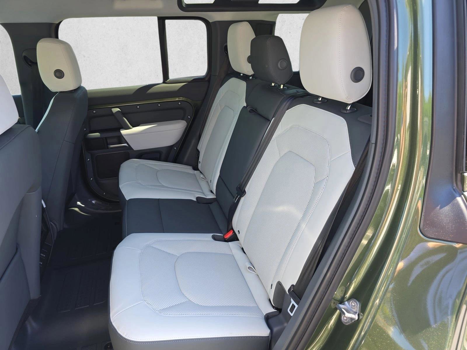 New 2026 Land Rover Defender 110 S AWD/4WD image 14