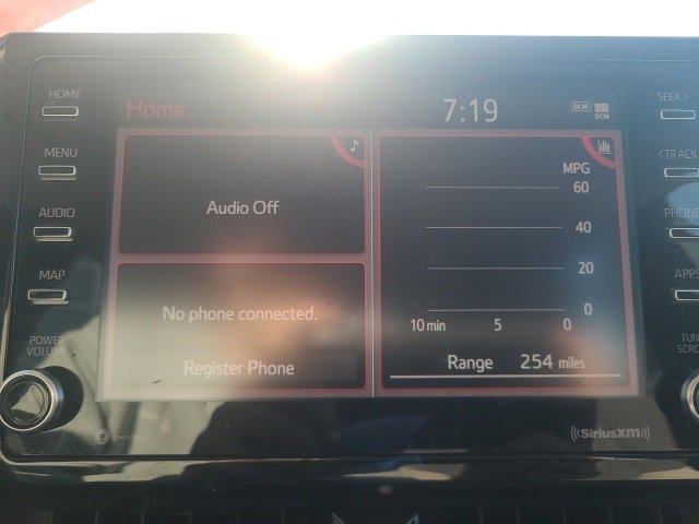 Used 2021 Toyota Corolla LE image 28