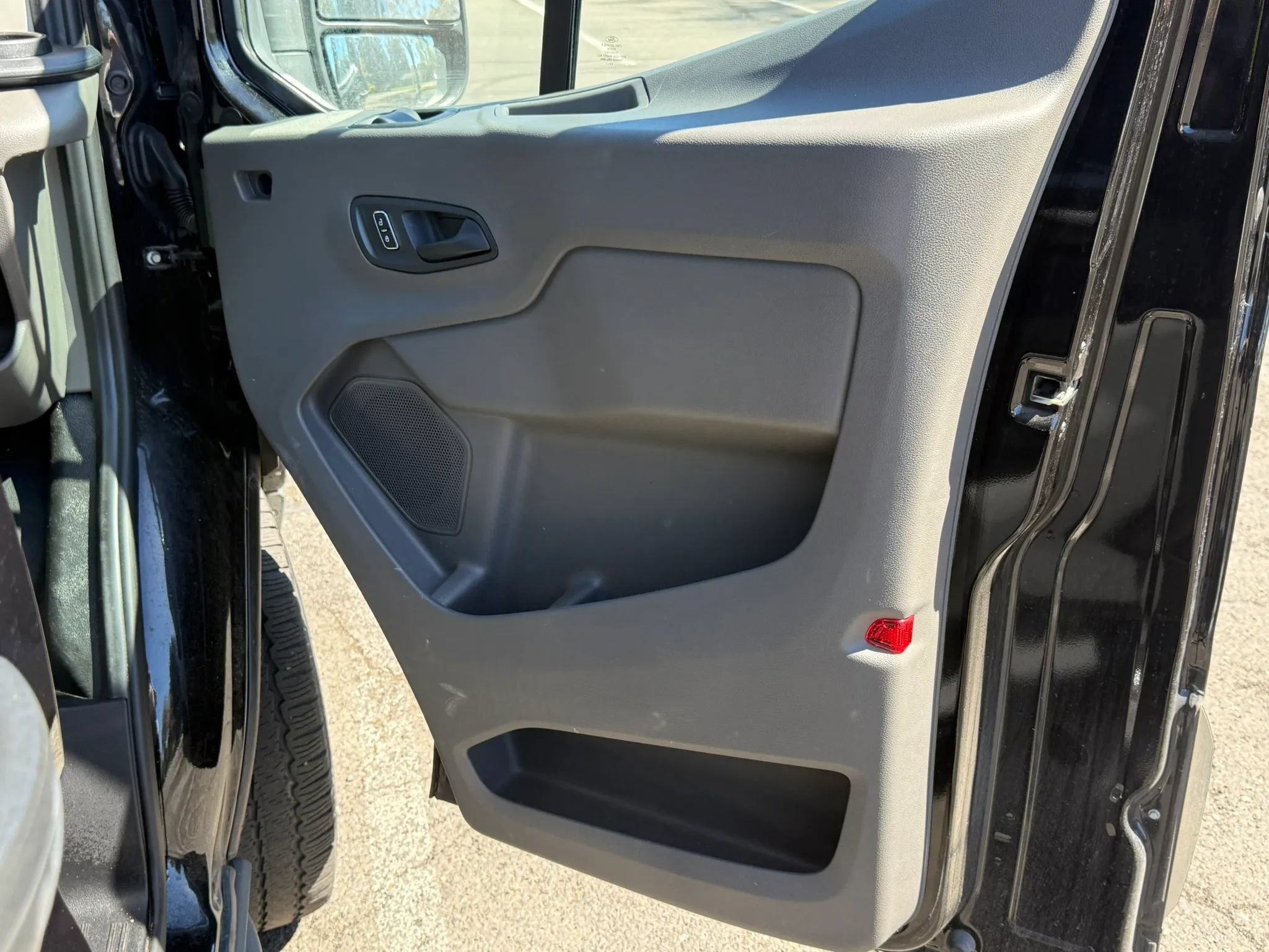 Used 2023 Ford Transit 250 148 High Roof Extended w/ Load Area Protection Package RWD image 20