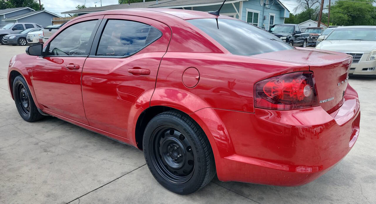 Used 2014 Dodge Avenger SE FWD image 3