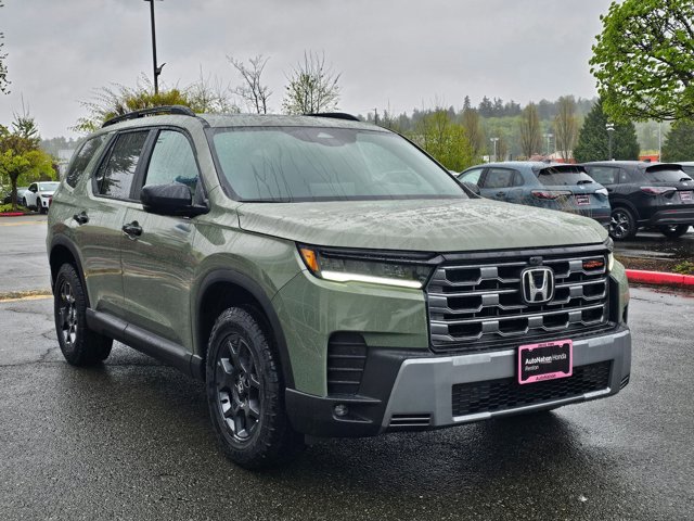 New 2026 Honda Pilot TrailSport image 7